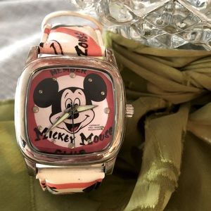 VINTAGE Mickey Mouse watch